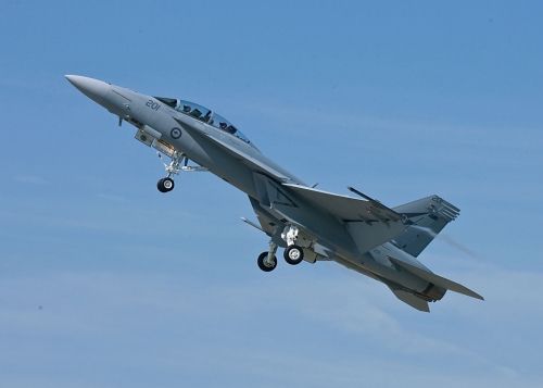 澳大利亞空軍裝備的F/A-18戰鬥機,是先進的作戰飛機