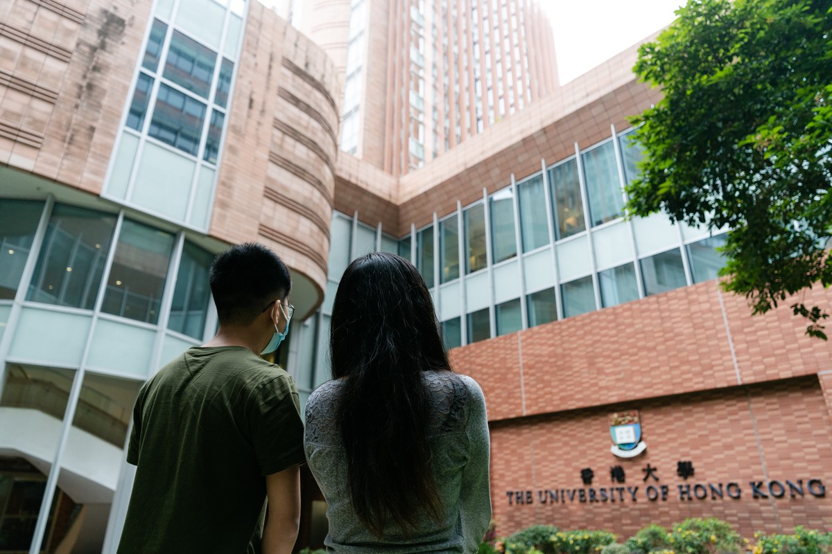 20200320-HKU_law_student-05889_iJkLy_1200x0.jpg
