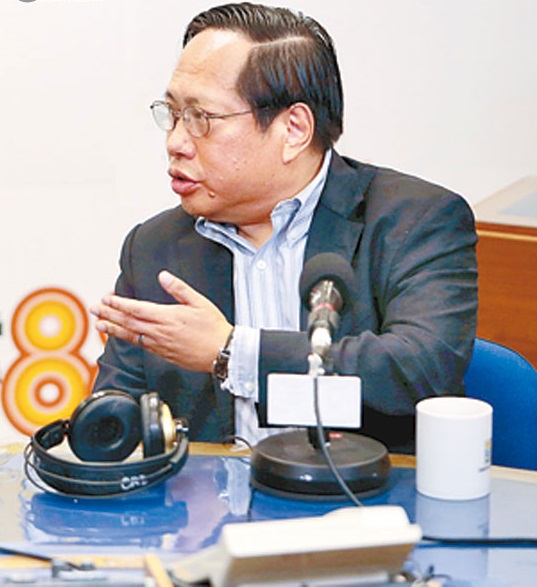 何俊仁不點名斥諷鄭耀棠死撐。