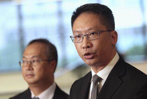 律政司長袁國強在回應為何仍未肯解釋港視不獲發牌的理據時表示,仍有兩個原因令港府無法詳細解釋