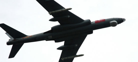 轰六-G挂载鹰击-100反舰导弹