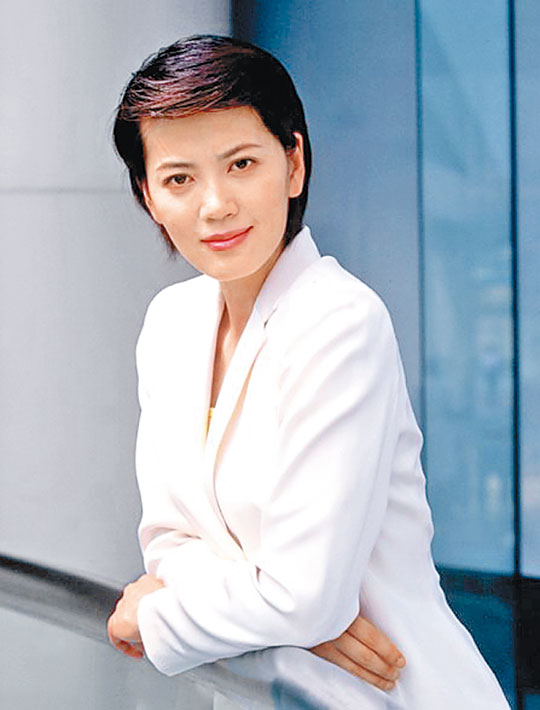 葉迎春及沈冰傳被當局帶走調查。