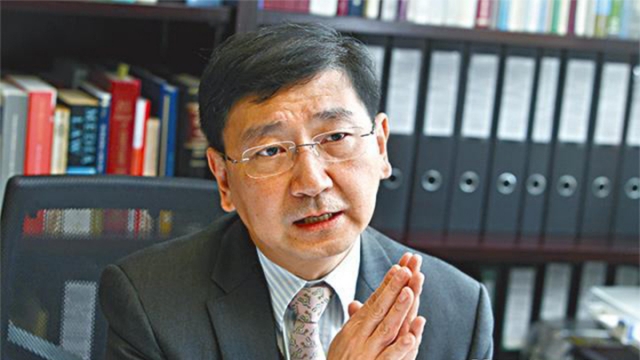 陳文敏認為假若運動失去民意基礎,這種公民抗命方式不應存在,要轉換方式。