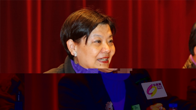 資深大律師余若薇明白一旦被捕,隨時可能要面對刑責和令自己專業資格受影響。