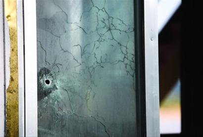 一個無情彈孔：“華平號”上的彈孔