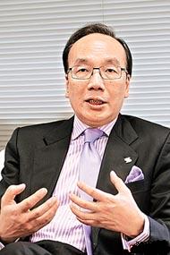 梁家傑昨天對「蛇齋餅糉」論認錯,強調日後會有所改善。