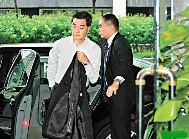 梁振英昨強調急於改組與面子無關