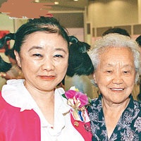 龔仁心昨到內庭旁聽,離開時則封口。