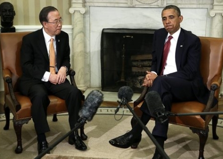 奧巴馬在白宮橢圓形辦公室會晤潘基文。